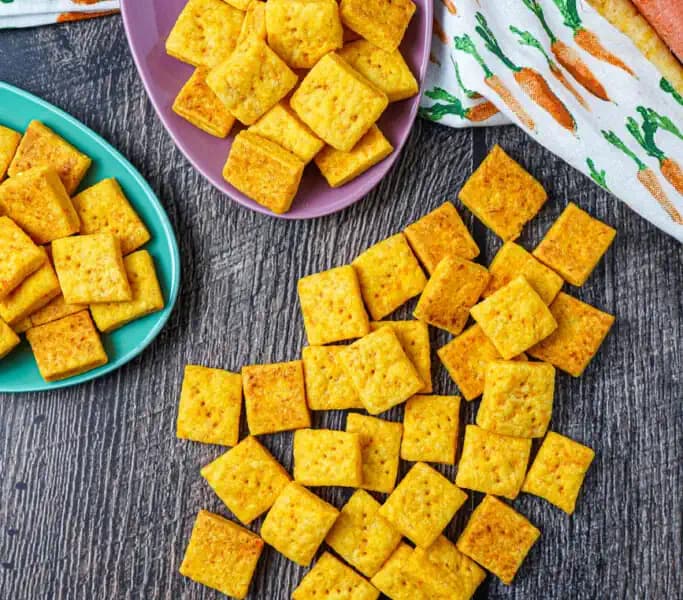 Sajtos-répás ropogtatnivaló (házi keksz)