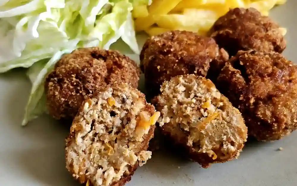 Sertésfasírt sárgarépával recept fotója